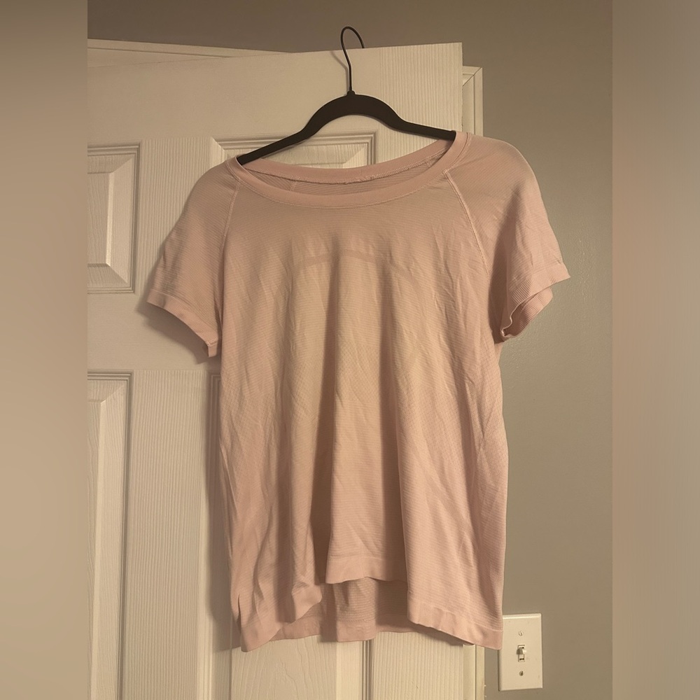 Lululemon Swiftly Tech Tee Race Length - image 1